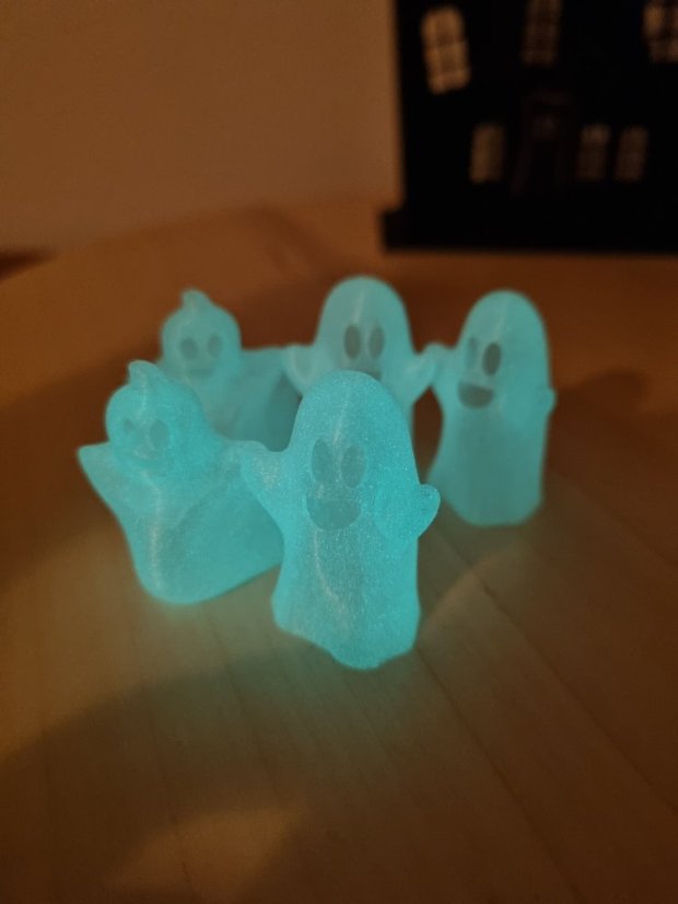 Duchové svítící ve tmě